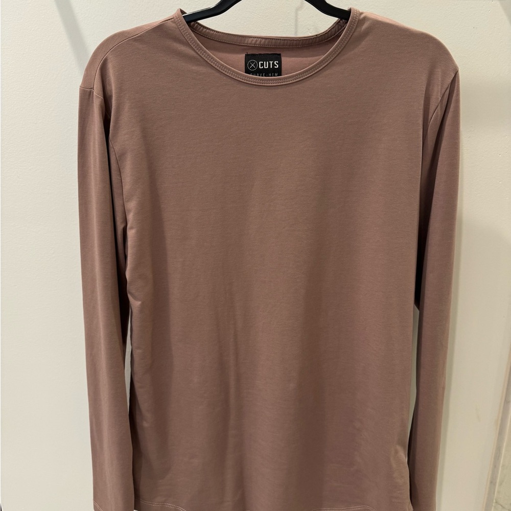Cuts Clothing Long Sleeve Tee - neutral salmon color